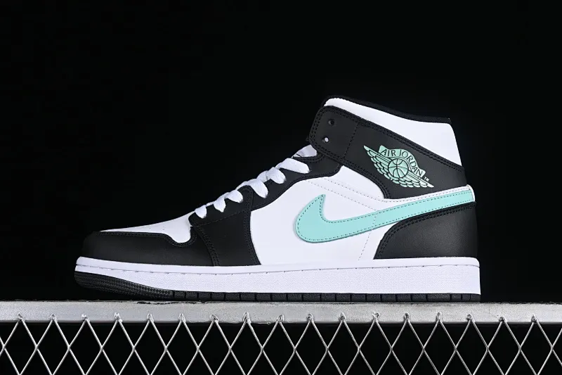All categories Air Jordan Jordan series basketball shoes Air Jordan 1 Mid Air Jordan 1 Mid AJ1 Joe 1 white black green Chinese culture and leisure sneakers DQ8426-103